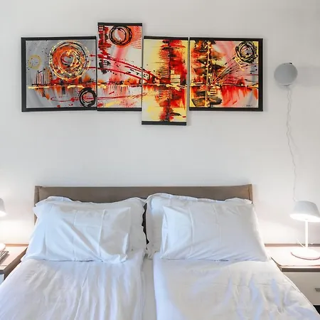 Ivica アパート *