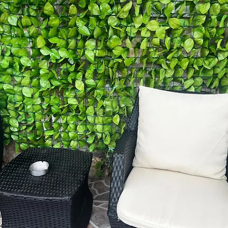 Ivica アパート フヴァル